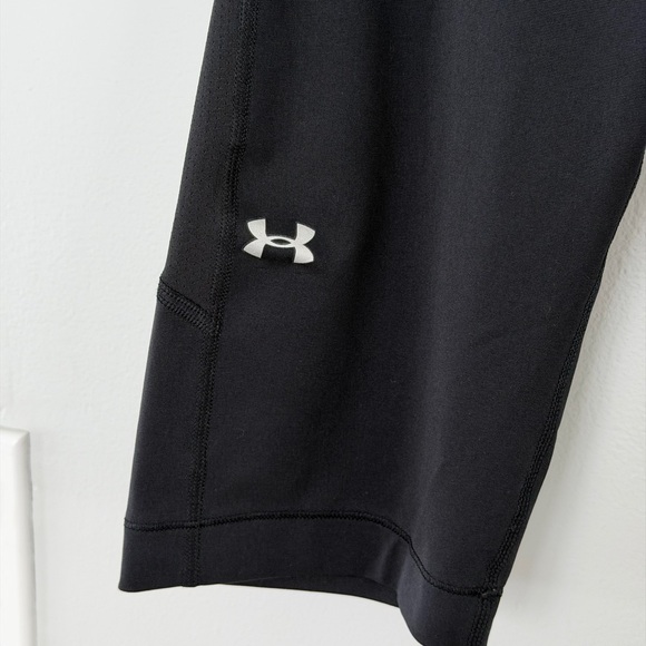 Under Armour Black Leggings with Pink Panels - Picture 2 of 5